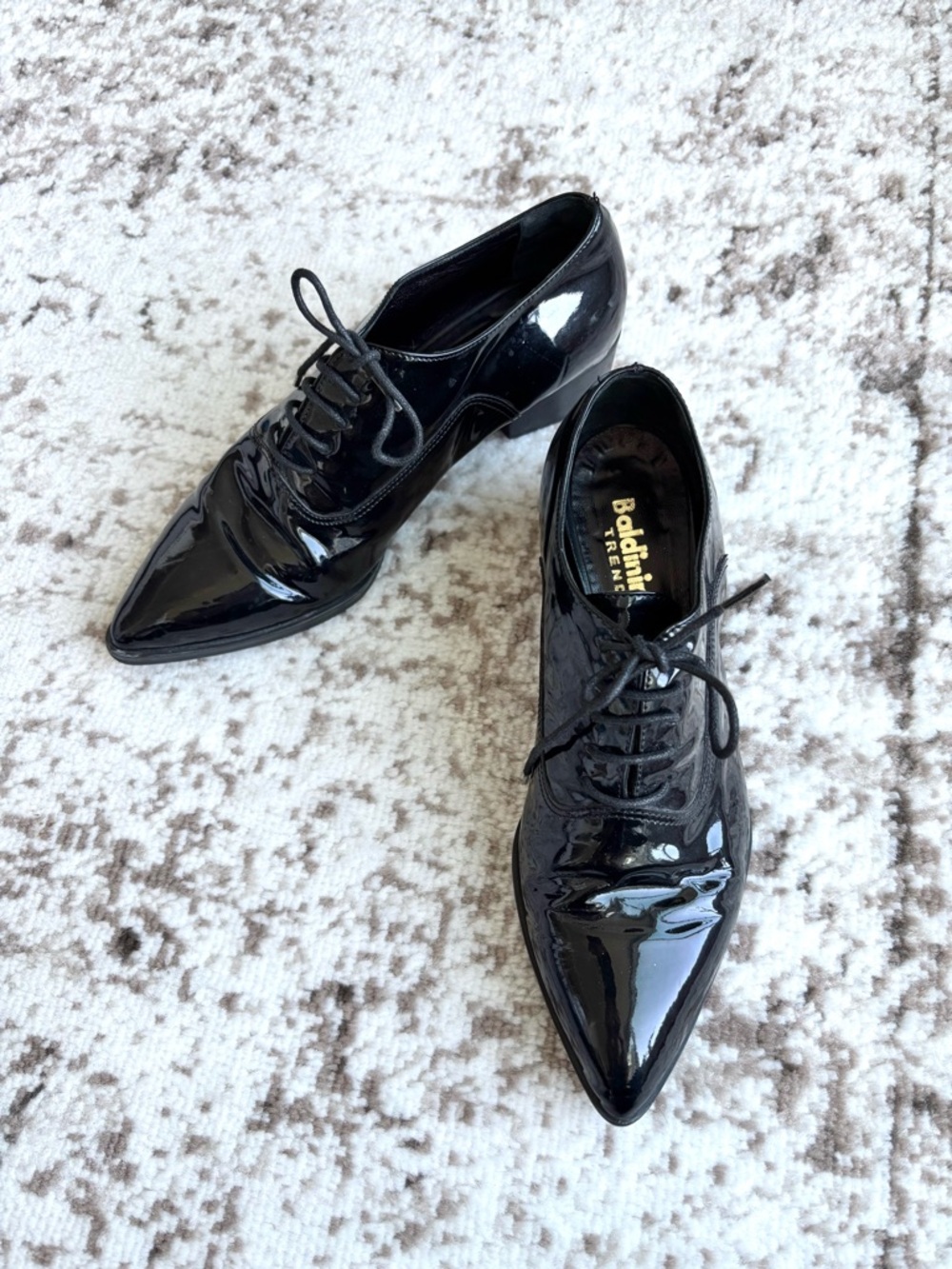 Baldinini Italy Made Pointed Black Patent Leather Oxford Lace-Up Shoes (Size 6) - Picture 3 of 10